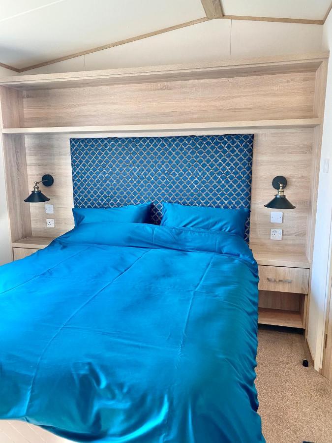 Beachfront Lodge, Lossiemouth Bay Bagian luar foto