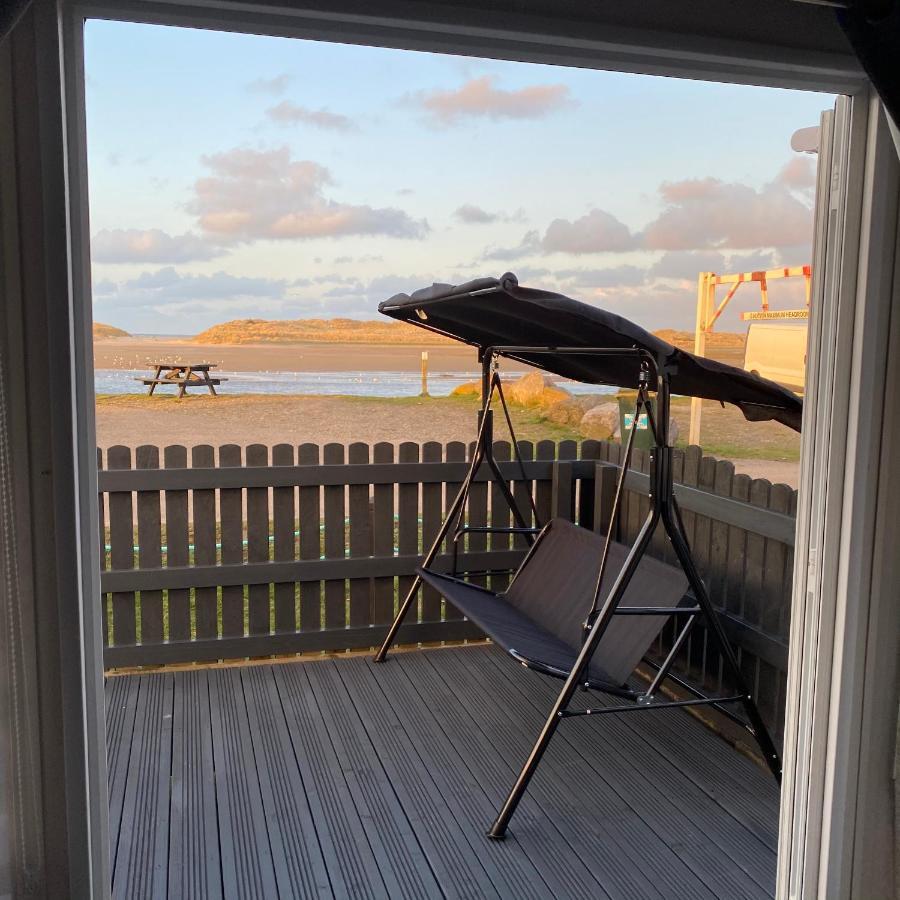 Beachfront Lodge, Lossiemouth Bay Bagian luar foto